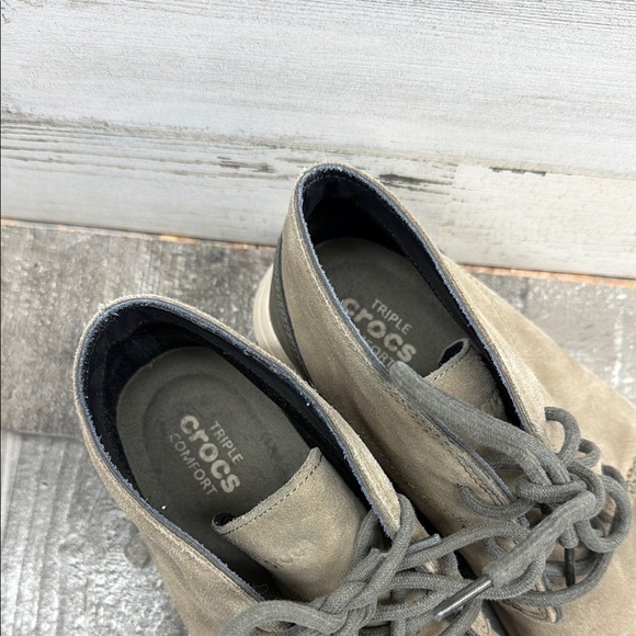 Crocs Kinsale Chukka Boots Mens Size 12 Suede Beige Lace Up Casual Ankle Shoes main image 5
